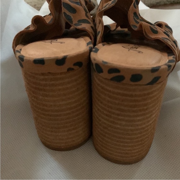 NWOT Free People block heels - Picture 5 of 7